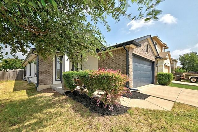 7004 Heine Farm RD 2, Del Valle, TX 78617