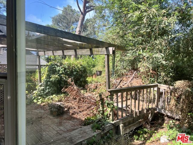 5623 Canyonside Road, La Crescenta, CA 91214