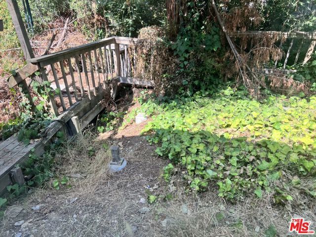 5623 Canyonside Road, La Crescenta, CA 91214