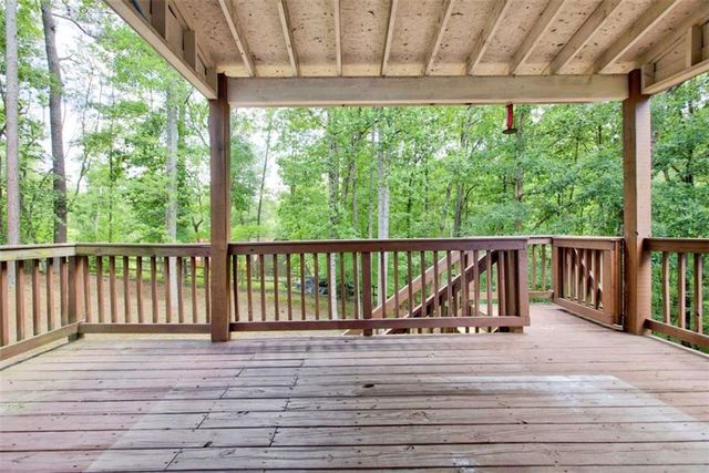 153 Fitzroy Lane, Acworth, GA 30101