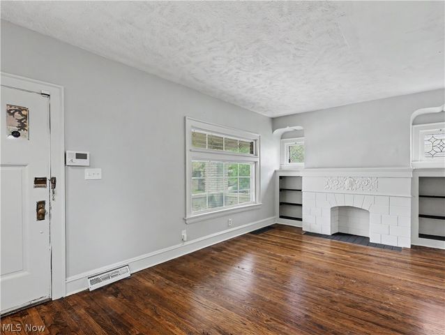 9809 Hilgert Drive, Cleveland, OH 44104