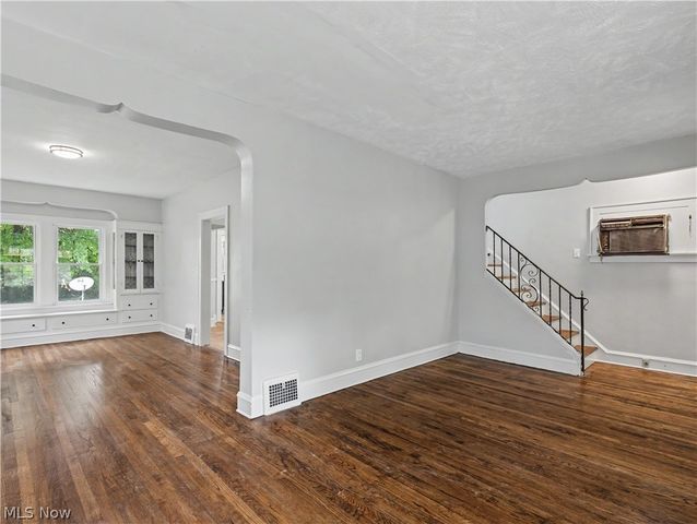 9809 Hilgert Drive, Cleveland, OH 44104