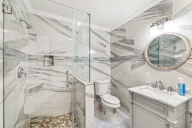 5006 Idaho Street, Houston, TX 77021