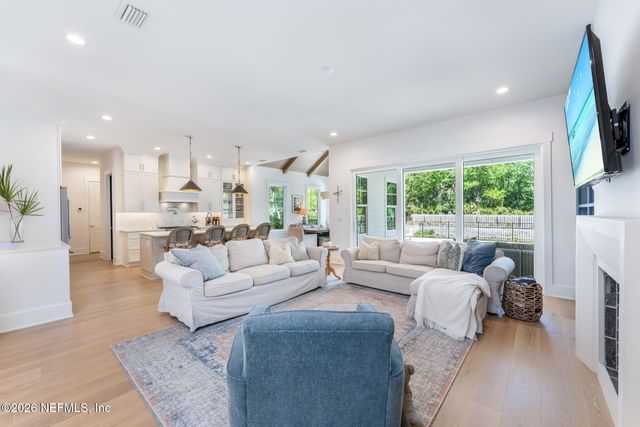 25 VALLEY GARDENS Road, Ponte Vedra Beach, FL 32082