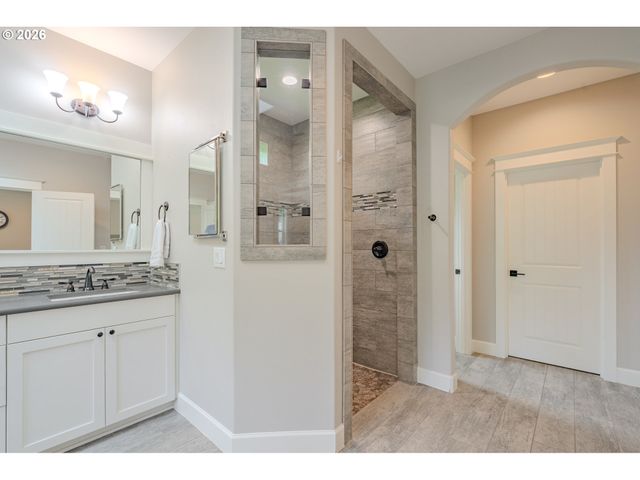 4307 Ne 165TH Cir, Vancouver, WA 98686