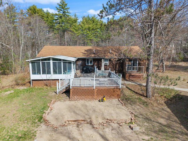 41 Friar Tuck Way, Wolfeboro, NH 03894