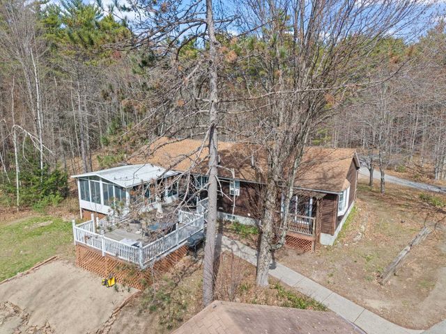 41 Friar Tuck Way, Wolfeboro, NH 03894