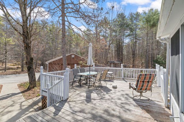 41 Friar Tuck Way, Wolfeboro, NH 03894