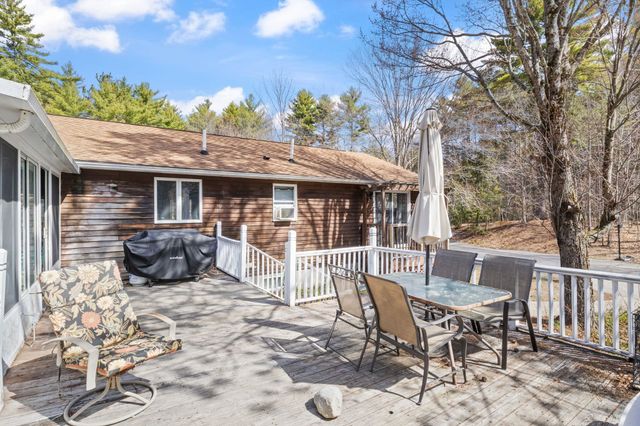 41 Friar Tuck Way, Wolfeboro, NH 03894