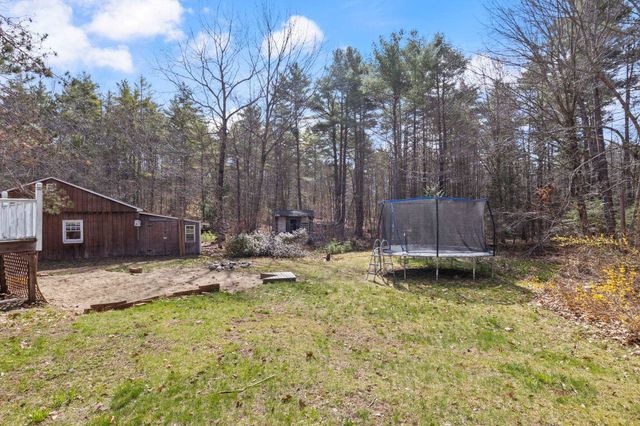41 Friar Tuck Way, Wolfeboro, NH 03894