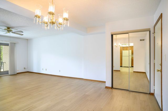 2608 186TH Street 105, Lansing, IL 60438
