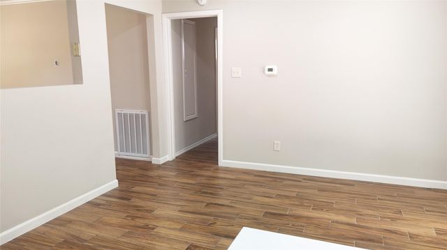 110 Stratmore Drive, Friendswood, TX 77546