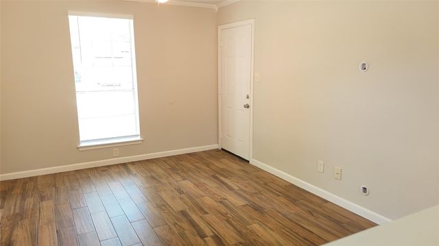 110 Stratmore Drive, Friendswood, TX 77546