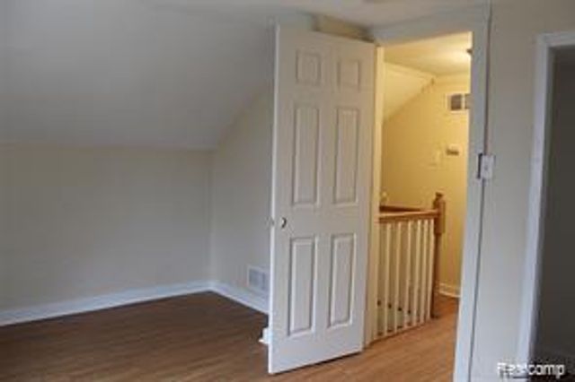 11381 Fisher Avenue, Warren, MI 48089