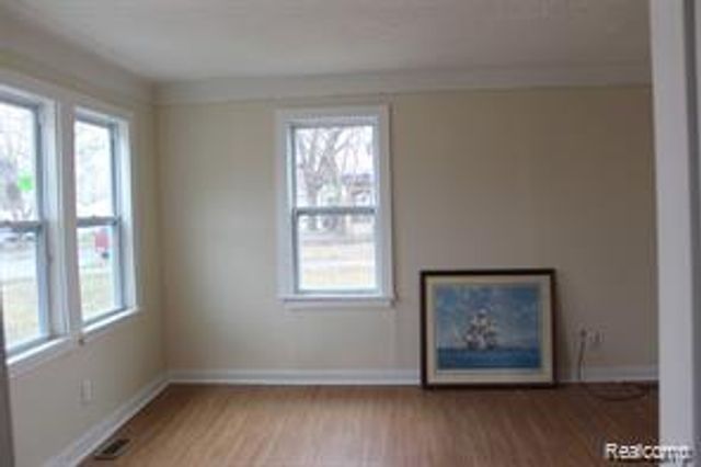 11381 Fisher Avenue, Warren, MI 48089