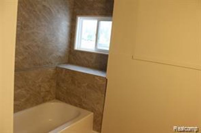 11381 Fisher Avenue, Warren, MI 48089