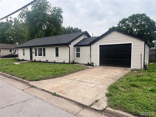 2600 E 25th Street, Granite City, IL 62040