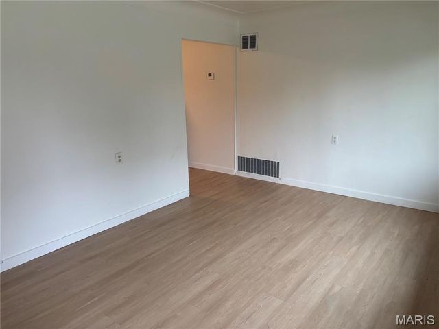 2600 E 25th Street, Granite City, IL 62040