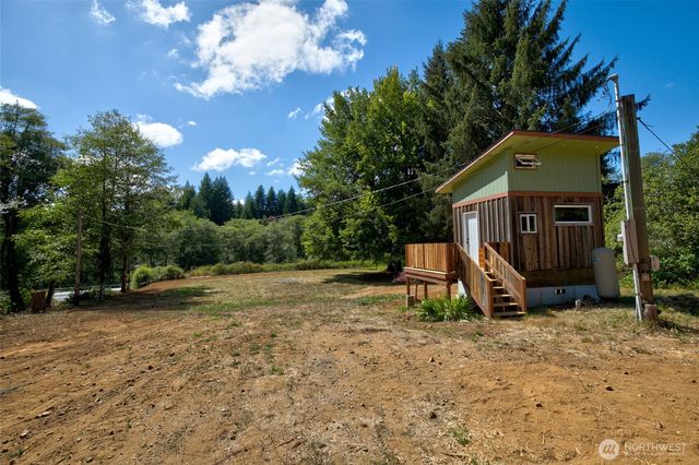 772 US Highway 101, Hoquiam, WA 98550