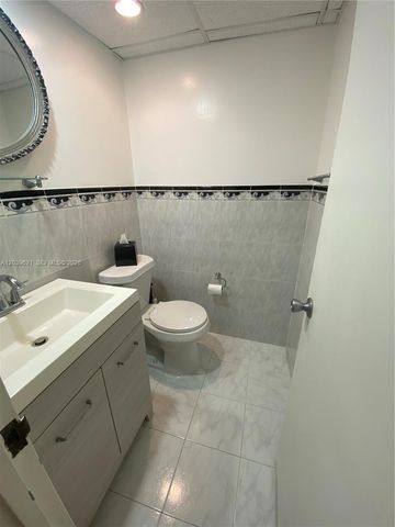 200 177th Dr 216, Sunny Isles Beach, FL 33160