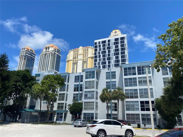 200 177th Dr 216, Sunny Isles Beach, FL 33160