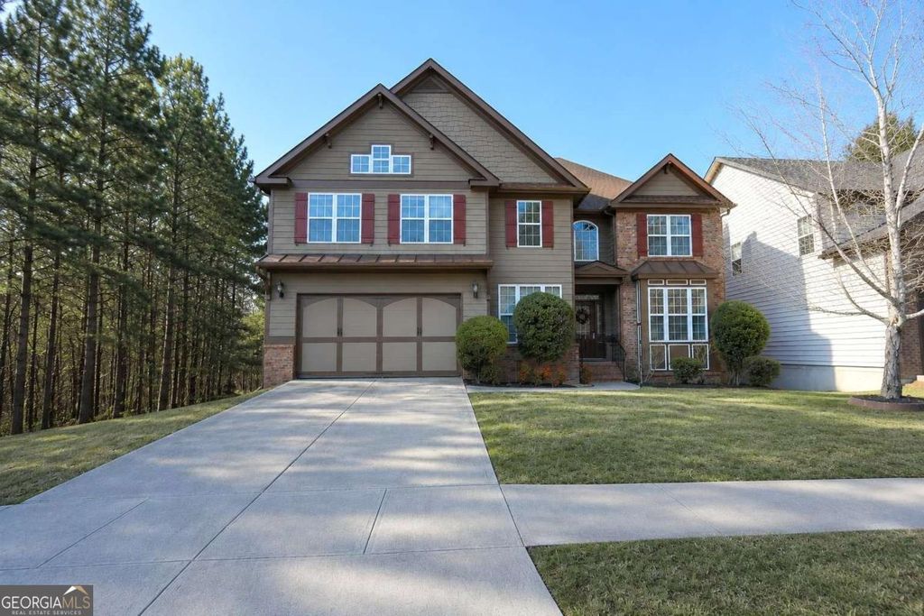 460 Chandler Bluff Court, Grayson, GA 30017