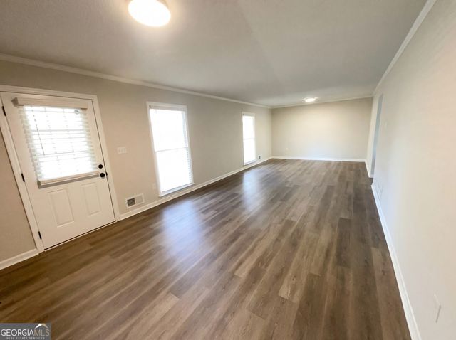 32 Banks Street, Maysville, GA 30558