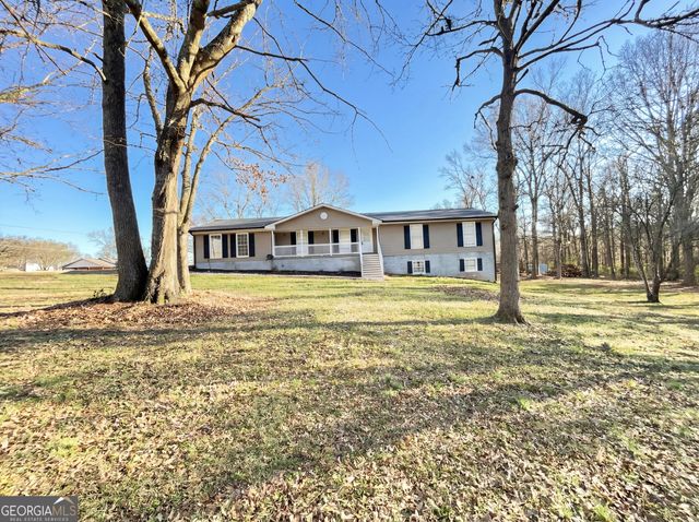 32 Banks Street, Maysville, GA 30558