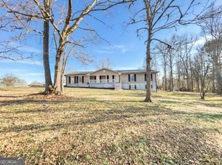 32 Banks Street, Maysville, GA 30558