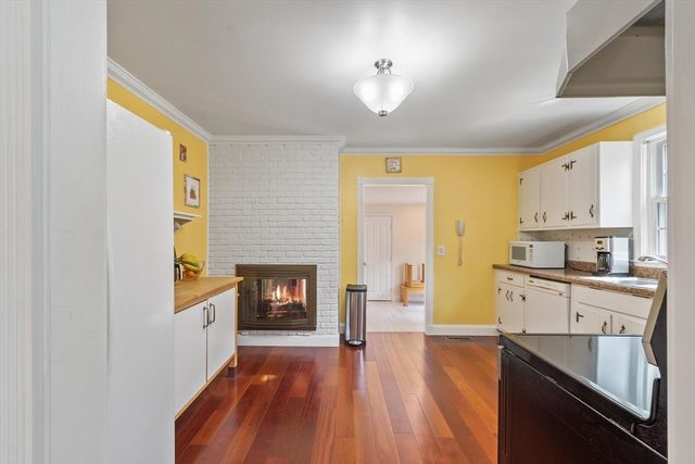 66 Checkerberry Lane, Framingham, MA 01702