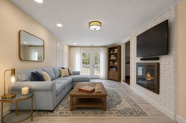 66 Checkerberry Lane, Framingham, MA 01702