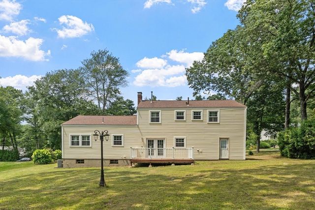 66 Checkerberry Lane, Framingham, MA 01702