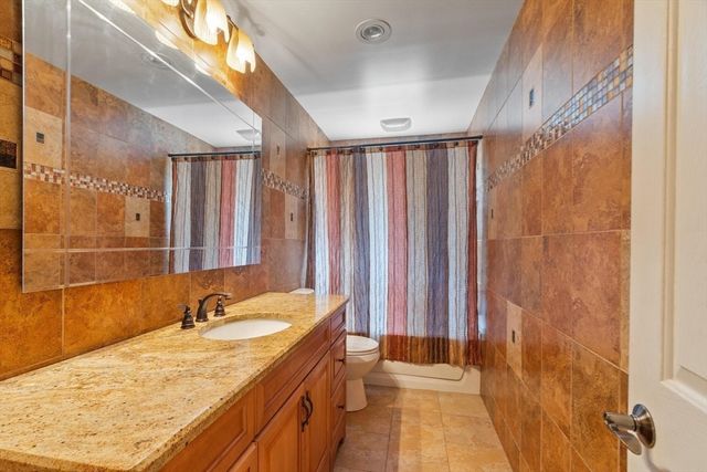 66 Checkerberry Lane, Framingham, MA 01702