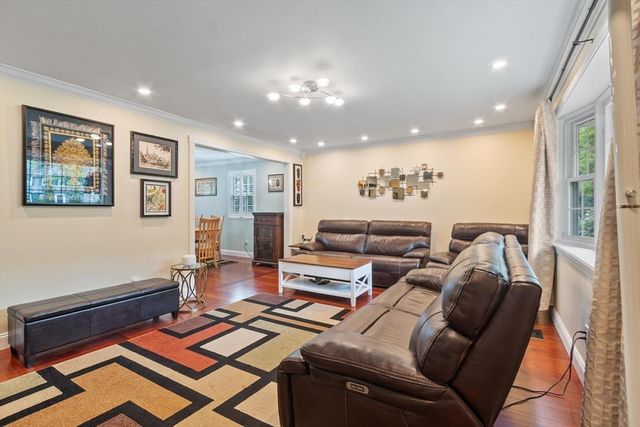 66 Checkerberry Lane, Framingham, MA 01702