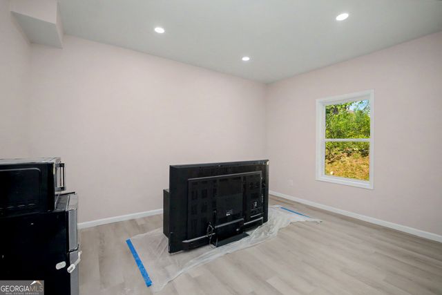 114 River Birch Drive, Carrollton, GA 30116
