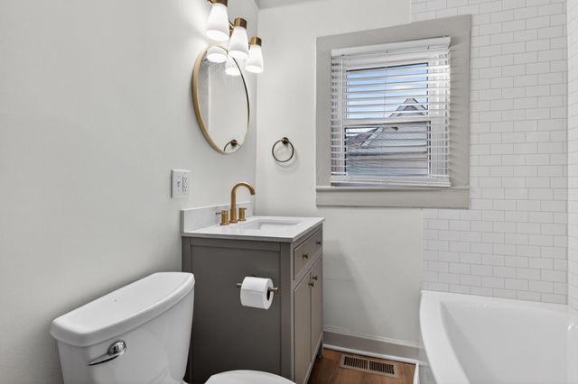 206 Jefferson St, Fayetteville, TN 37334