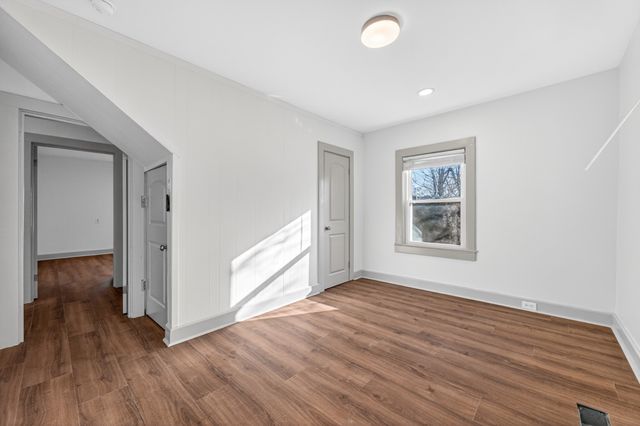 206 Jefferson St, Fayetteville, TN 37334