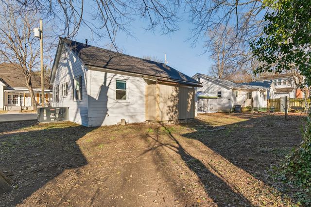 206 Jefferson St, Fayetteville, TN 37334