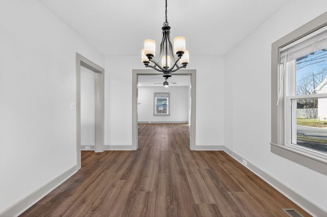 206 Jefferson St, Fayetteville, TN 37334