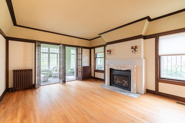 1414 Main STREET, La Crosse, WI 54601