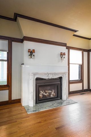 1414 Main STREET, La Crosse, WI 54601