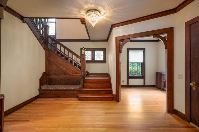 1414 Main STREET, La Crosse, WI 54601