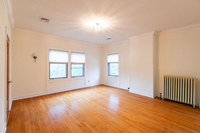 1414 Main STREET, La Crosse, WI 54601