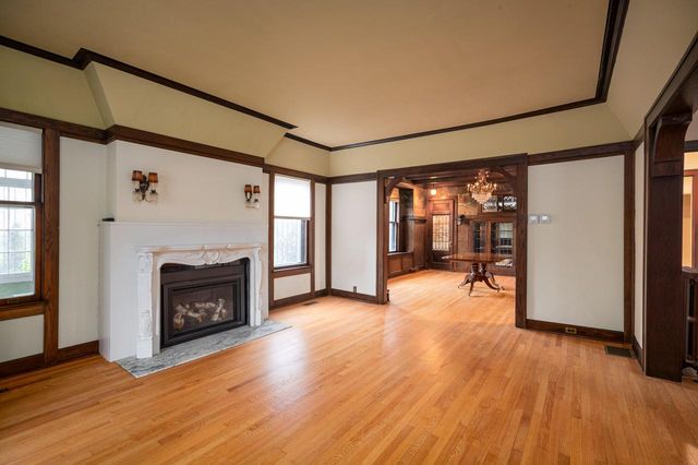 1414 Main STREET, La Crosse, WI 54601