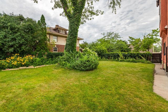 1414 Main STREET, La Crosse, WI 54601