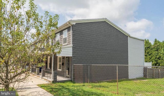 34 MAPLE ST, Conshohocken, PA 19428