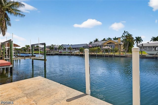 1510 SW 52nd LN, Cape Coral, FL 33914