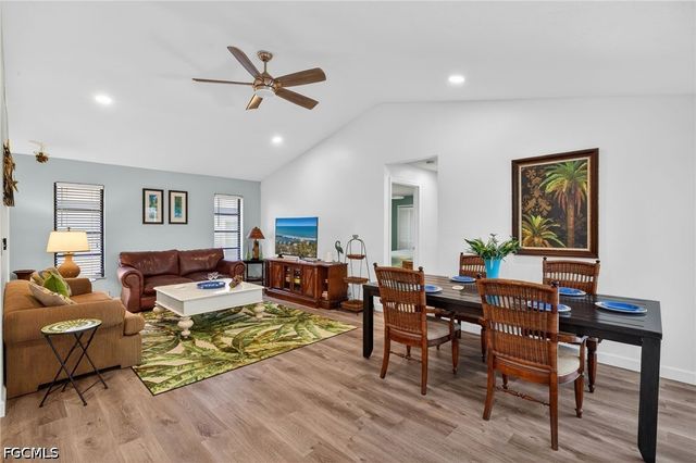 1510 SW 52nd LN, Cape Coral, FL 33914