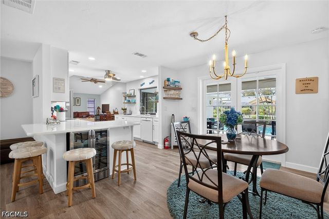 1510 SW 52nd LN, Cape Coral, FL 33914