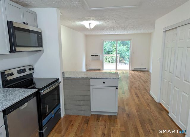 149 Canton Street 30, West Haven, CT 06516